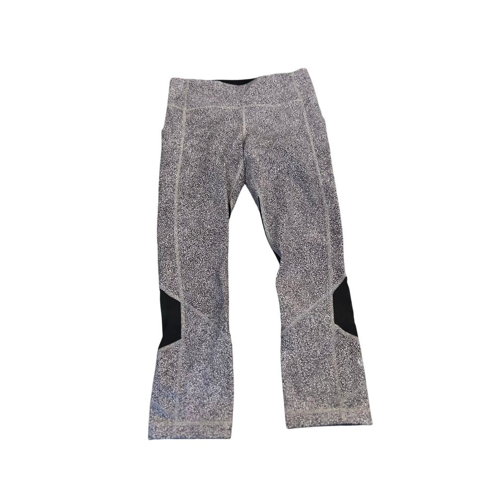 Lululemon women’s leggings size 4
